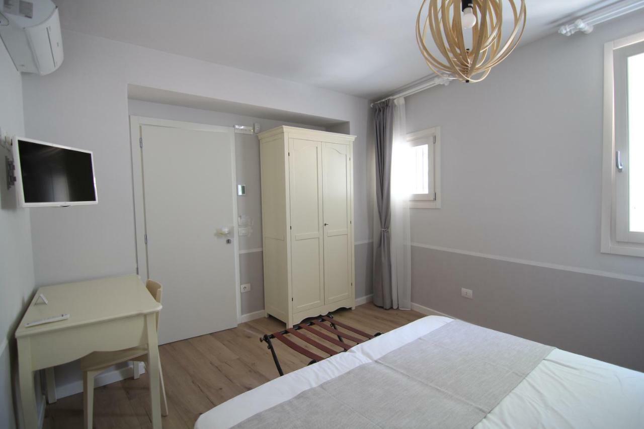 Spagnoi Rooms 卡斯特努沃德加尔达 外观 照片