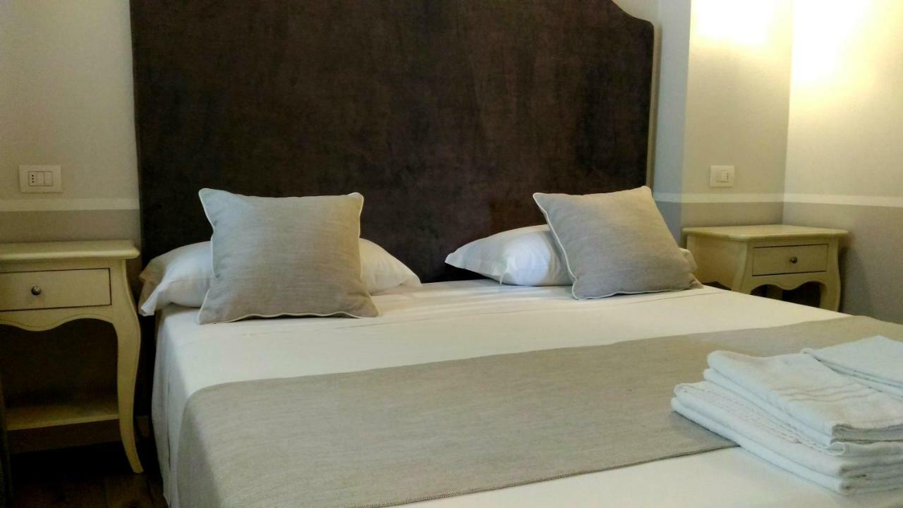 Spagnoi Rooms 卡斯特努沃德加尔达 外观 照片