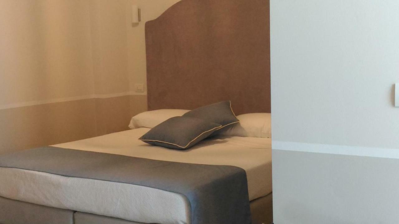 Spagnoi Rooms 卡斯特努沃德加尔达 外观 照片