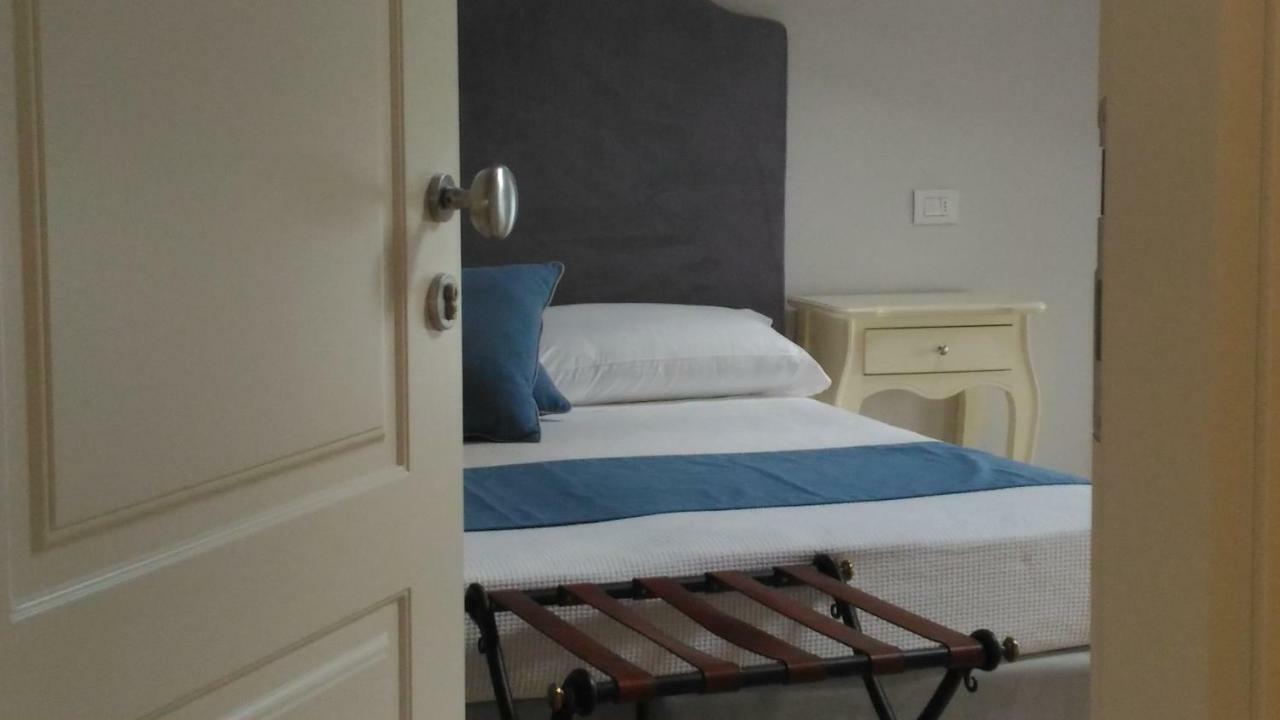 Spagnoi Rooms 卡斯特努沃德加尔达 外观 照片